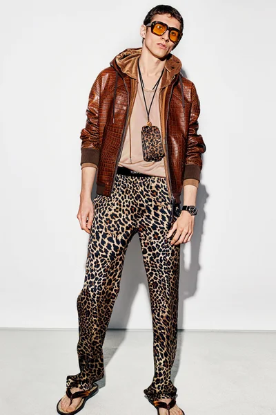 Look 27